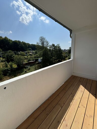 Studio zur Miete 385 € 3 Zimmer 62 m² Mozartstraße 5 Lengenfeld Lengenfeld 08485