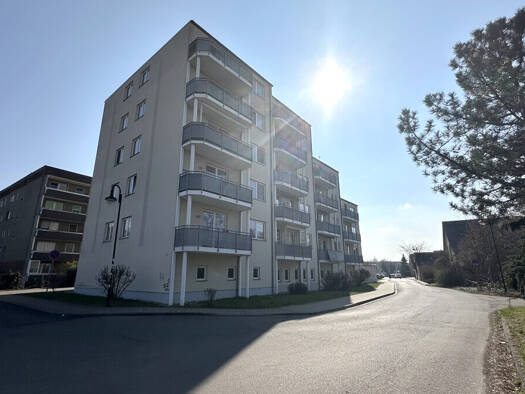 Wohnung zum Kauf 91.250 € 2 Zimmer 77,3 m² 3. Geschoss Gräfenhainichen 06773