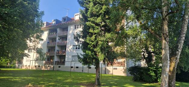 Wohnung zur Miete 820 € 3 Zimmer 74,5 m² 3. Geschoss frei ab sofort Hohentwiel - Gewerbeschule 24 Singen (Hohentwiel) 78224