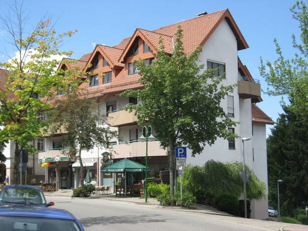 Wohnung zur Miete 750 € 3 Zimmer 86,2 m² Dachgeschoss, 4. Geschoss frei ab 01.07.2025 Liebenzellerstr. 35 Schömberg Schömberg 75328