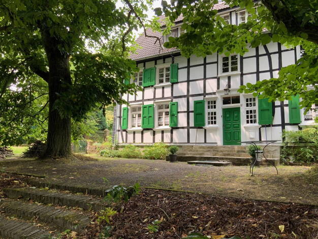 Wohnung zur Miete 720 € 4 Zimmer 100 m² 2. Geschoss Bredenscheid-Stüter Hattingen 45529