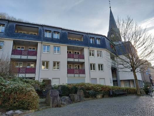 Wohnung zur Miete nur mit Wohnberechtigungsschein 404 € 2 Zimmer 74,4 m² EG An der Kirche 7 Altena Altena 58762