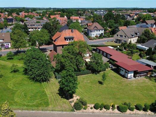 Mehrfamilienhaus zum Kauf als Kapitalanlage geeignet 16 Zimmer 478 m² 1.869 m² Grundstück Stolzenau Stolzenau , Weser 31592