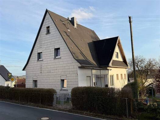 Einfamilienhaus zum Kauf 92.500 € 5 Zimmer 140 m² 400 m² Grundstück Malberg , Westerw 57629