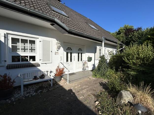 Mehrfamilienhaus zur Miete 1.350 € 6 Zimmer 182 m² 620 m² Grundstück frei ab 01.11.2026 Harpstedt Harpstedt 27243