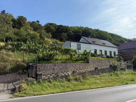 Einfamilienhaus zum Kauf 279.000 € 5 Zimmer 120 m² 5.040 m² Grundstück Meißen 01662