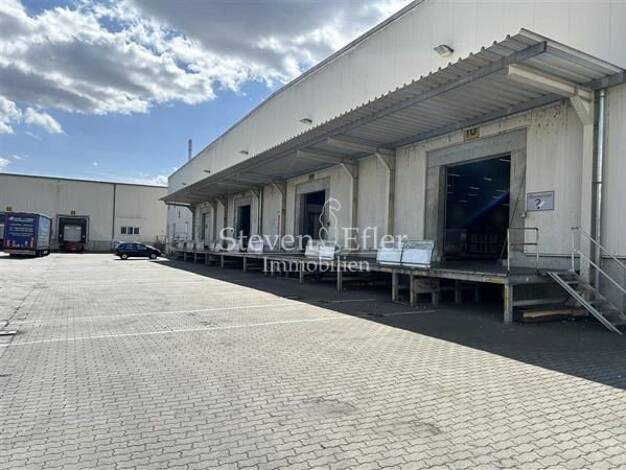 Lagerhalle zur Miete 21.362 m² Lagerfläche teilbar ab 4.200 m² Strullendorf 96129
