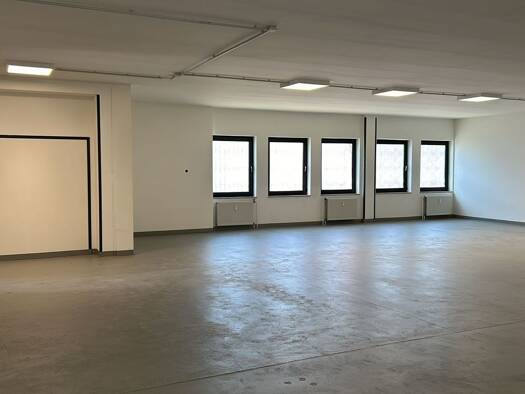 Bürogebäude zur Miete provisionsfrei 1.180 € 1 Zimmer 176,8 m² Bürofläche Mölln 23879