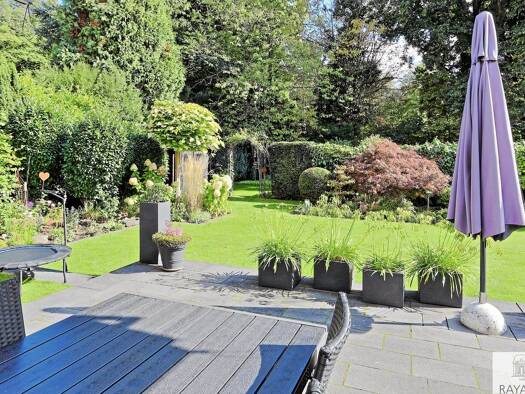 Einfamilienhaus zum Kauf 849.000 € 11 Zimmer 266,3 m² 687 m² Grundstück Hassels Düsseldorf Hassels 40599