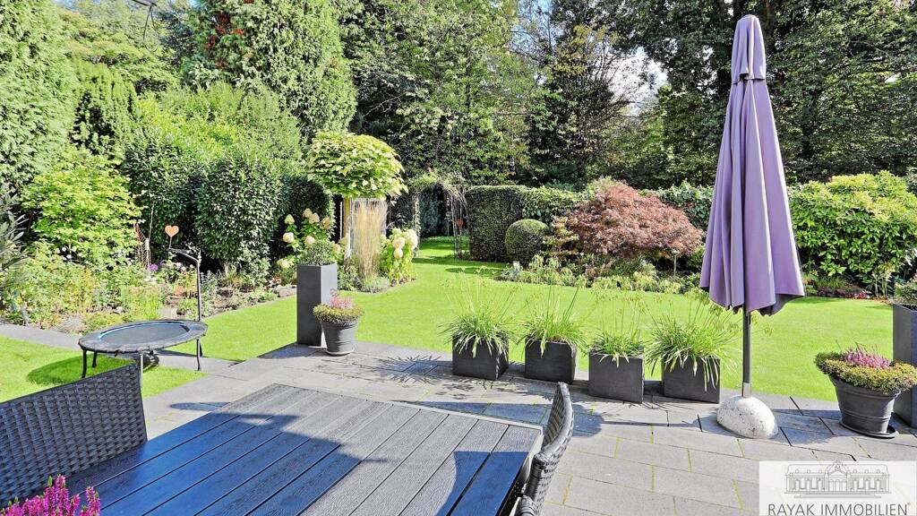 Einfamilienhaus zum Kauf 849.000 € 11 Zimmer 266,3 m² 687 m² Grundstück Hassels Düsseldorf Hassels 40599