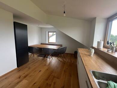 Wohnung zur Miete 1.400 € 4,5 Zimmer 118,6 m² Dachgeschoss, 1. Geschoss Wiesenstetten Empfingen 72186