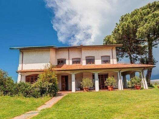 Haus zum Kauf 880.000 € 350 m² Viareggio 55049