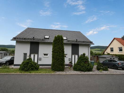 Mehrfamilienhaus zum Kauf 495.000 € 8 Zimmer 220 m² 766 m² Grundstück Vorderer Rangenberg 5 u. 5a Jüchsen Grabfeld 98631