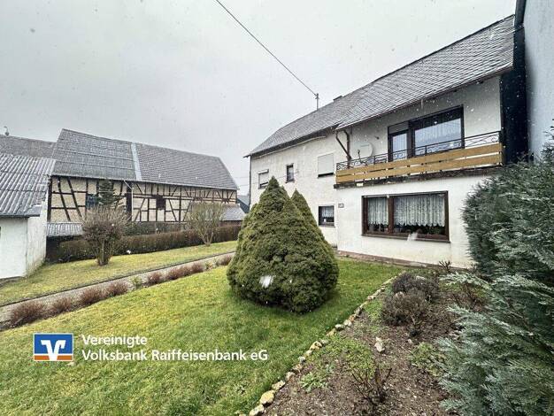 Einfamilienhaus zum Kauf 99.000 € 7 Zimmer 135 m² 892 m² Grundstück Womrath 55481