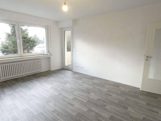 Wohnung zur Miete 623 € 3 Zimmer 72 m² 2. Geschoss frei ab 01.04.2026 Friedrich-Ebert-Str. 396 Vierlinden Duisburg 47178
