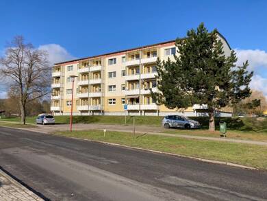 Wohnung zur Miete 285 € 2 Zimmer 49,1 m² 2. Geschoss Am Anger 10 Tützpatz Tützpatz 17091