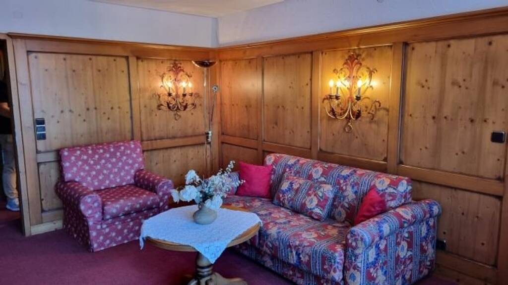 Hotel zum Kauf 2.050.000 € 27 Zimmer 2.285 m² Grundstück Jungholz 6691