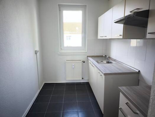 Wohnung zur Miete 381 € 3 Zimmer 58,3 m² 3. Geschoss Straße des Friedens 89 Merseburg Merseburg 06217
