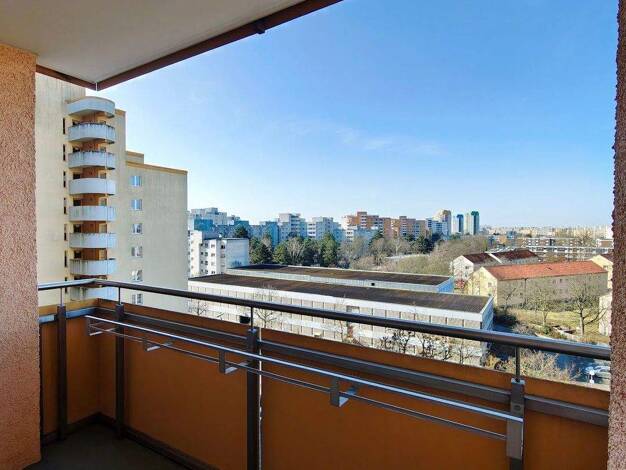 Wohnung zur Miete 645 € 2,5 Zimmer 84,6 m² 7. Geschoss frei ab sofort Blasewitzer Ring 32 Spandau Berlin 13593