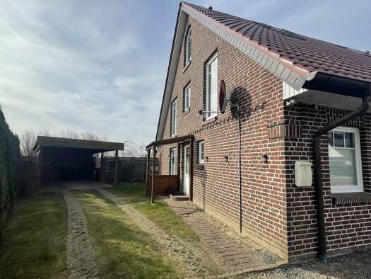 Doppelhaushälfte zur Miete 1.400 € 5 Zimmer 95,7 m² frei ab sofort Heiligenhafen 23774