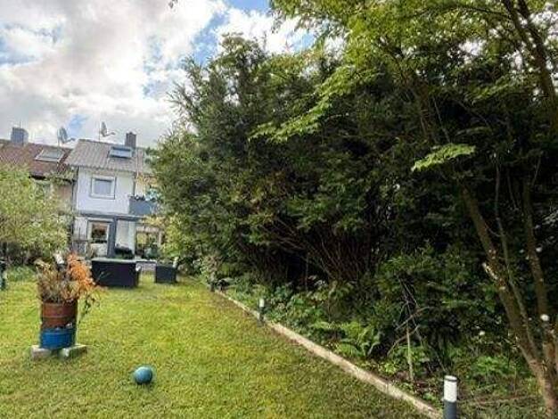 Reihenmittelhaus zum Kauf 495.000 € 6,5 Zimmer 139 m² 304 m² Grundstück Grumme Bochum 44807