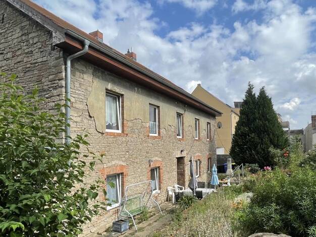 Mehrfamilienhaus zum Kauf 159.500 € 10 Zimmer 240 m² 1.175 m² Grundstück Alsleben 06425