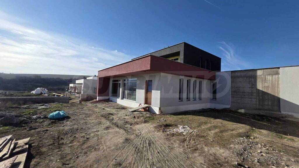 Reihenmittelhaus zum Kauf 424.000 € 4 Zimmer 354 m² Pernik