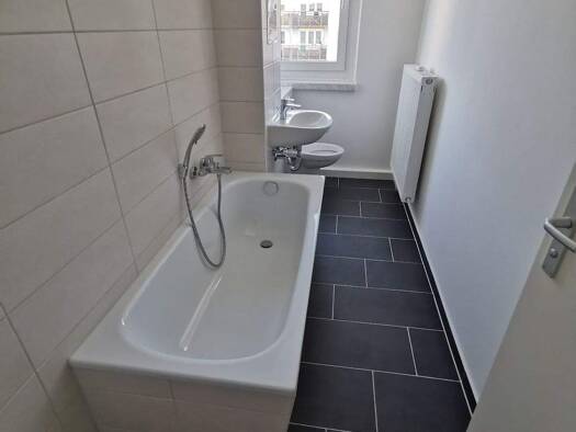 Wohnung zur Miete 323 € 3 Zimmer 59,7 m² 4. Geschoss Straße Glück-Auf 26 Sangerhausen 06526