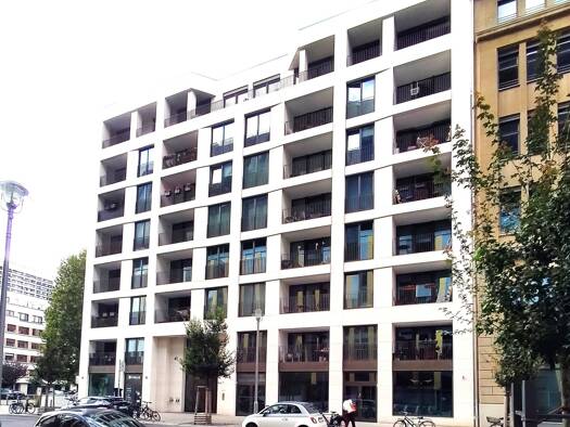 Wohnung zur Miete 1.300 € 2 Zimmer 60 m² Geschoss -1/6 frei ab sofort Mitte Berlin 10117