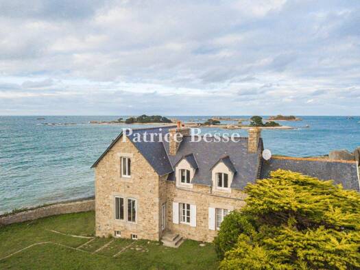 Haus zum Kauf 1.196.000 € 6 Zimmer 146 m² 1.023 m² Grundstück Penvénan 22710