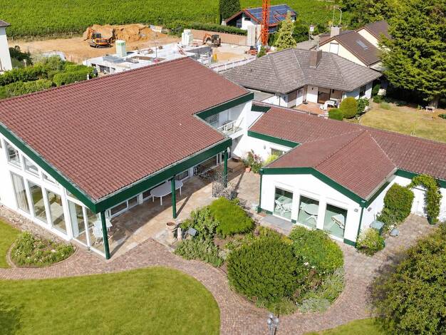 Einfamilienhaus zum Kauf provisionsfrei 1.340.000 € 7 Zimmer 300 m² 1.140 m² Grundstück Mandelring 250 Haardt Neustadt an der Weinstraße 67433