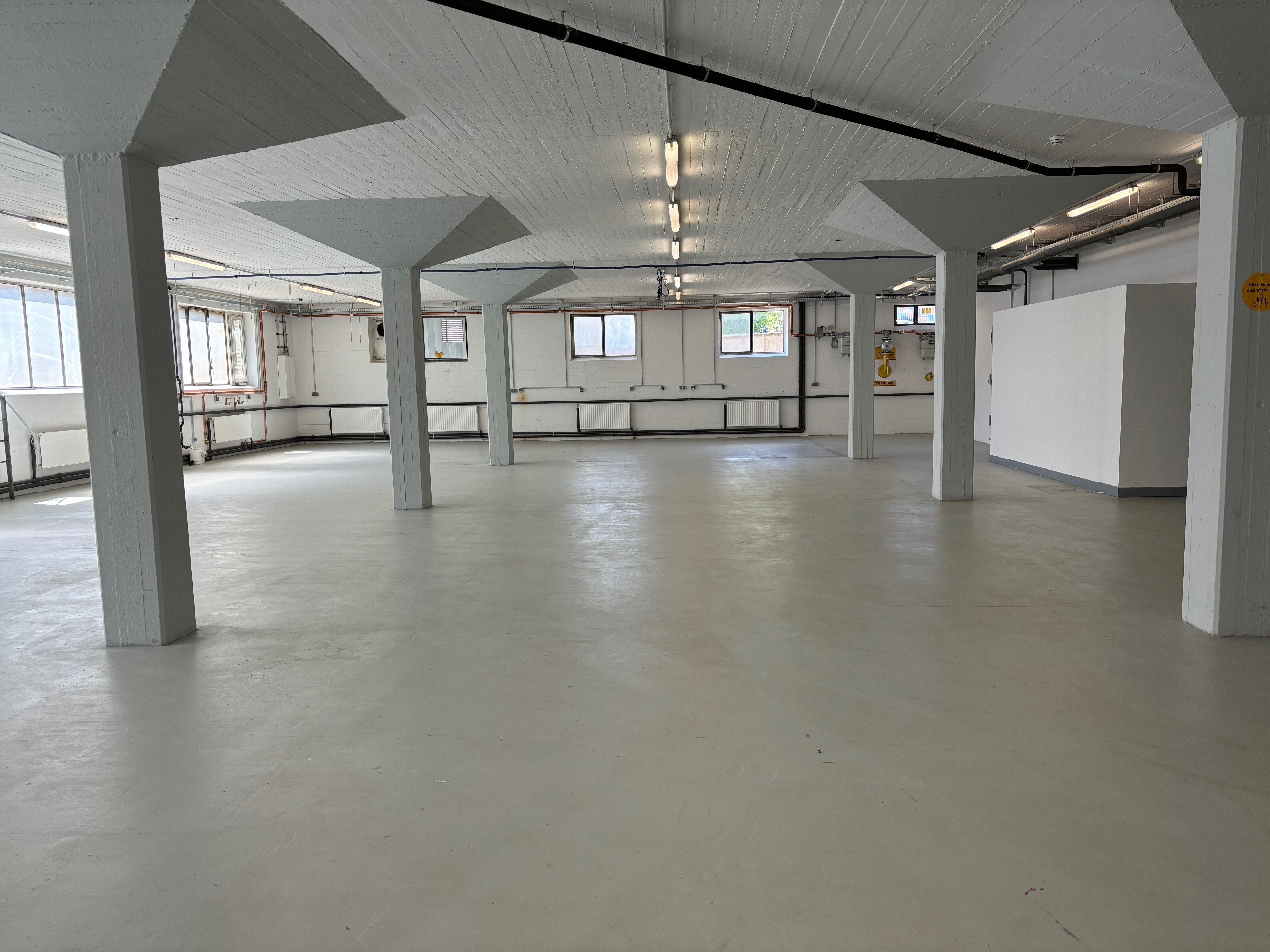 Lagerhalle zur Miete 8 € 695,4 m²<br/>Lagerfläche Langenhorn Hamburg 22419