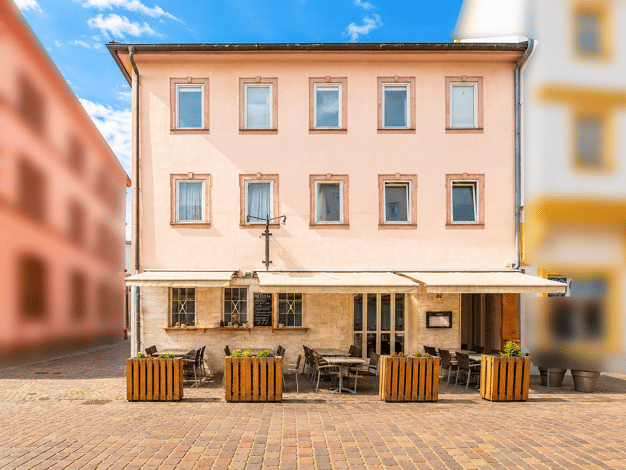 Haus zum Kauf 520.000 € 8 Zimmer 215 m² 190 m² Grundstück Karlstadt 97753