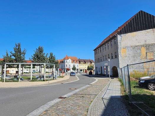 Mehrfamilienhaus zum Kauf als Kapitalanlage geeignet 182.000 € 358 m² 548 m² Grundstück Elsterwerda Elsterwerda 04910