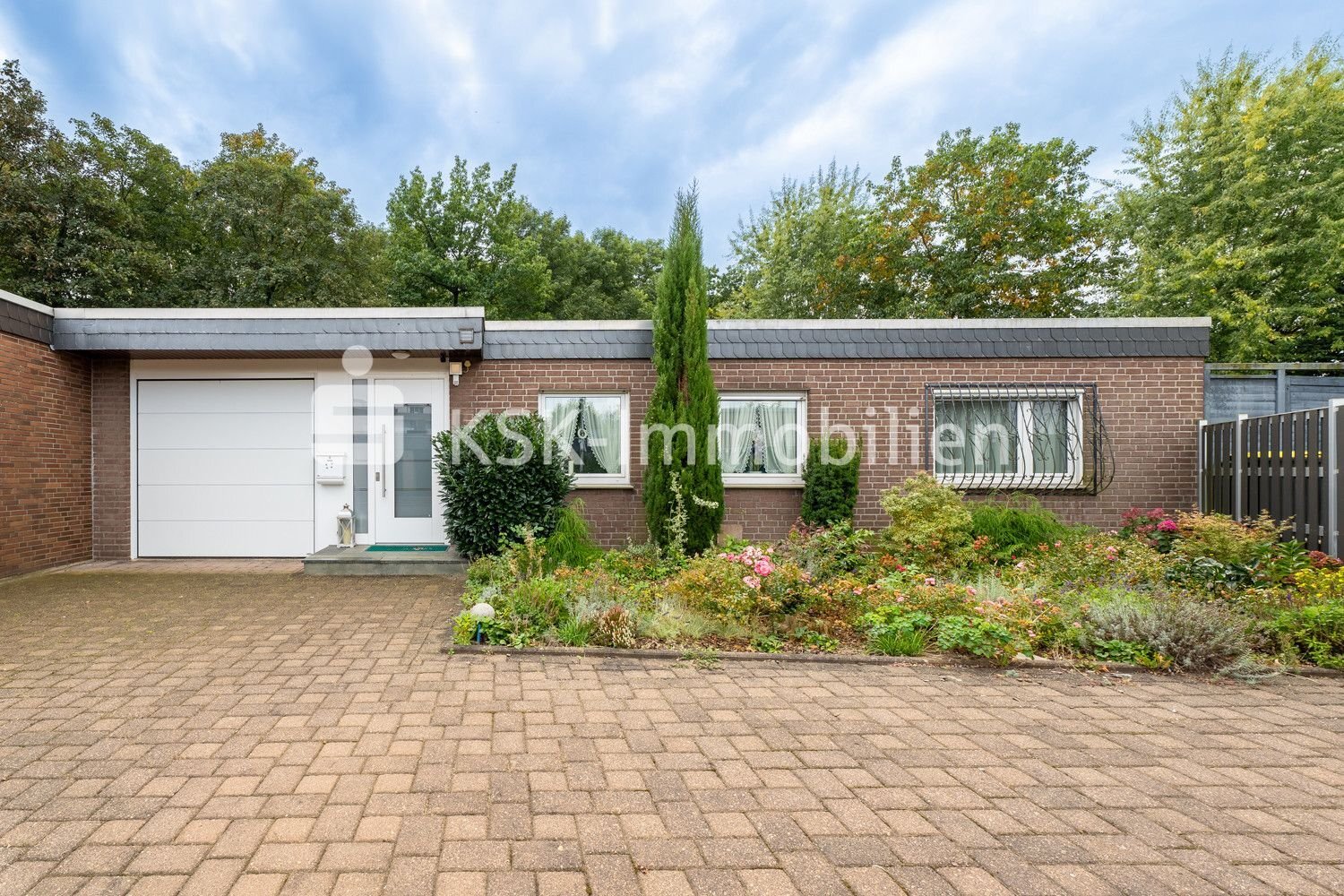 Bungalow zum Kauf 449.000 € 4 Zimmer 153,9 m²<br/>Wohnfläche 640 m²<br/>Grundstück Kenten Bergheim 50126