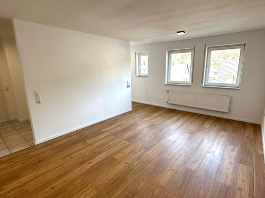 Studio zur Miete 450 € 1 Zimmer 32 m² Geschoss 2/2 frei ab sofort Quinter Straße Ehrang Trier 54293