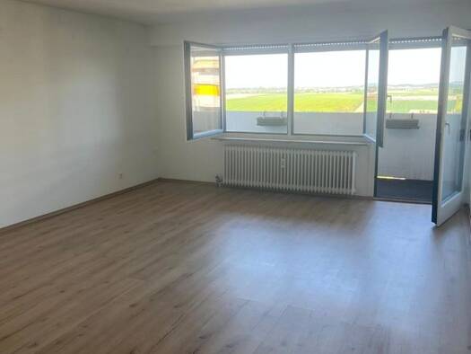 Studio zur Miete 740 € 1 Zimmer 40 m² frei ab sofort Hohe Straße Hirschlanden Ditzingen 71254
