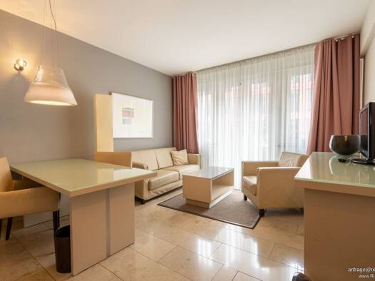 Wohnung zur Miete auf Zeit 1.390 € 2 Zimmer 45 m² frei ab sofort Stadtmitte Stadtbezirk 1 40210