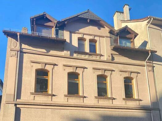 Haus zum Kauf als Kapitalanlage geeignet 769.000 € 4 Zimmer 215 m² 292 m² Grundstück Höchst Frankfurt am Main 65929