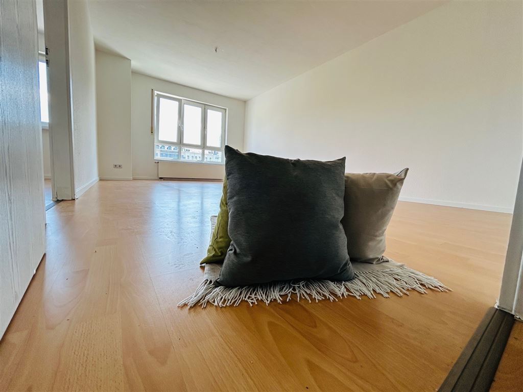 Wohnung zur Miete 415 € 3 Zimmer 69,8 m²<br/>Wohnfläche EG<br/>Geschoss Johann-von-Zimmermann-Straße 21 Zentrum 011 Chemnitz 09112