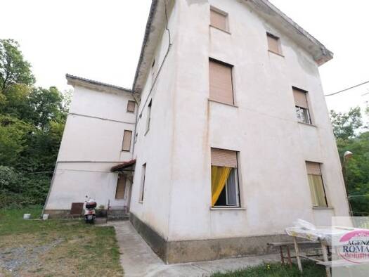 Mehrfamilienhaus zum Kauf 70.000 € 35 Zimmer 527 m² 2.000 m² Grundstück frei ab sofort Tiglieto 16010