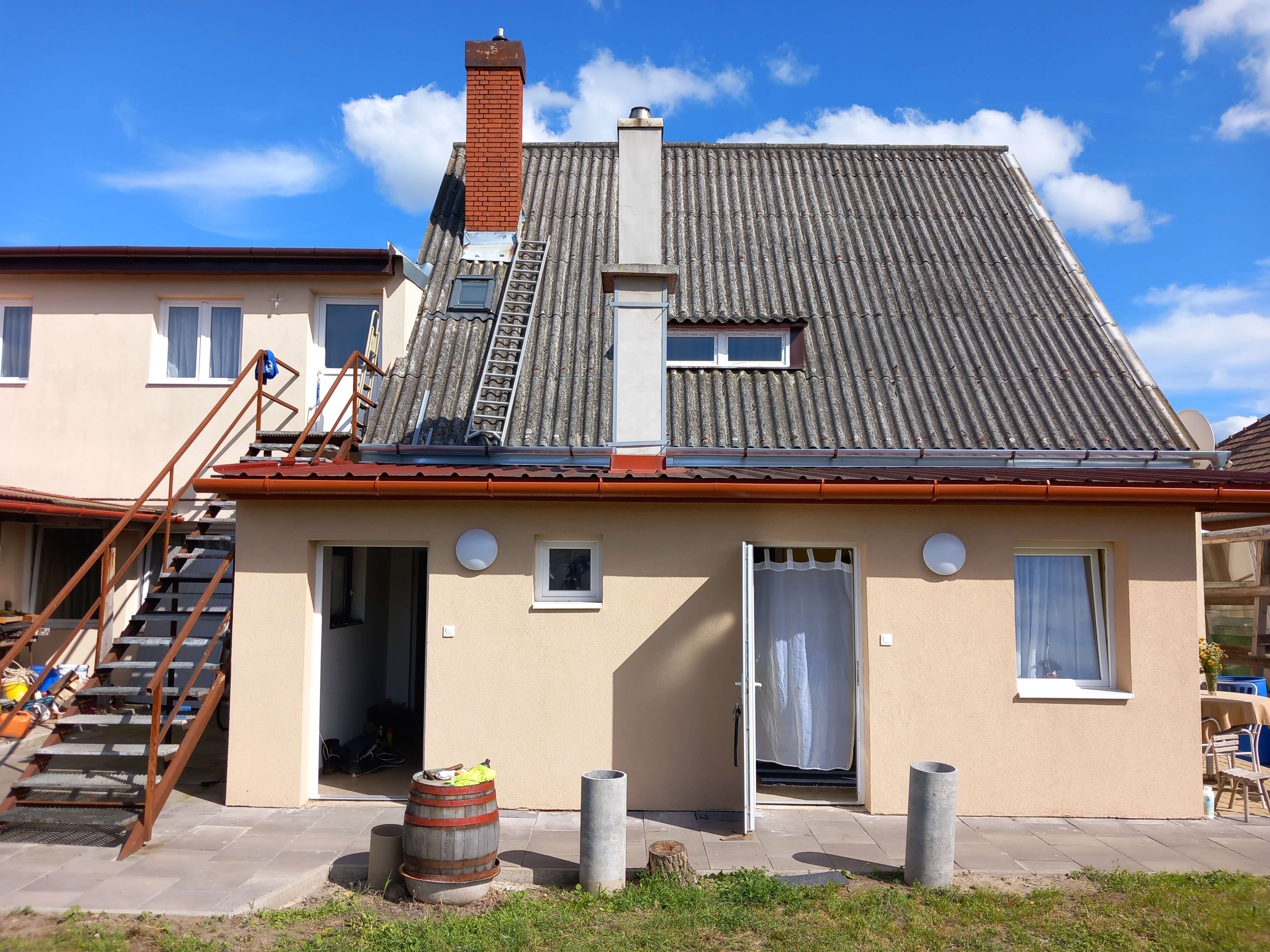 Mehrfamilienhaus zum Kauf 535.000 € 15 Zimmer 360 m²<br/>Wohnfläche 2.600 m²<br/>Grundstück ab sofort<br/>Verfügbarkeit Bana 2944