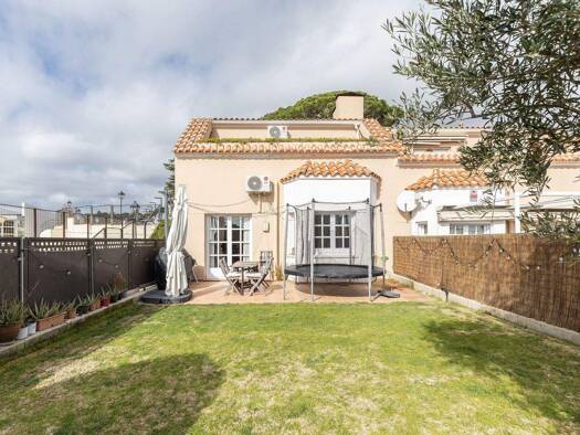 Reihenmittelhaus zum Kauf - Erstbezug provisionsfrei 645.000 € 5 Zimmer 167 m² Grundstück Sant Vicenç de Montalt 08394