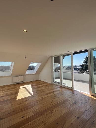 Wohnung zur Miete 1.450 € 5 Zimmer 152,5 m² Dachgeschoss frei ab sofort Laineck Bayreuth 95448