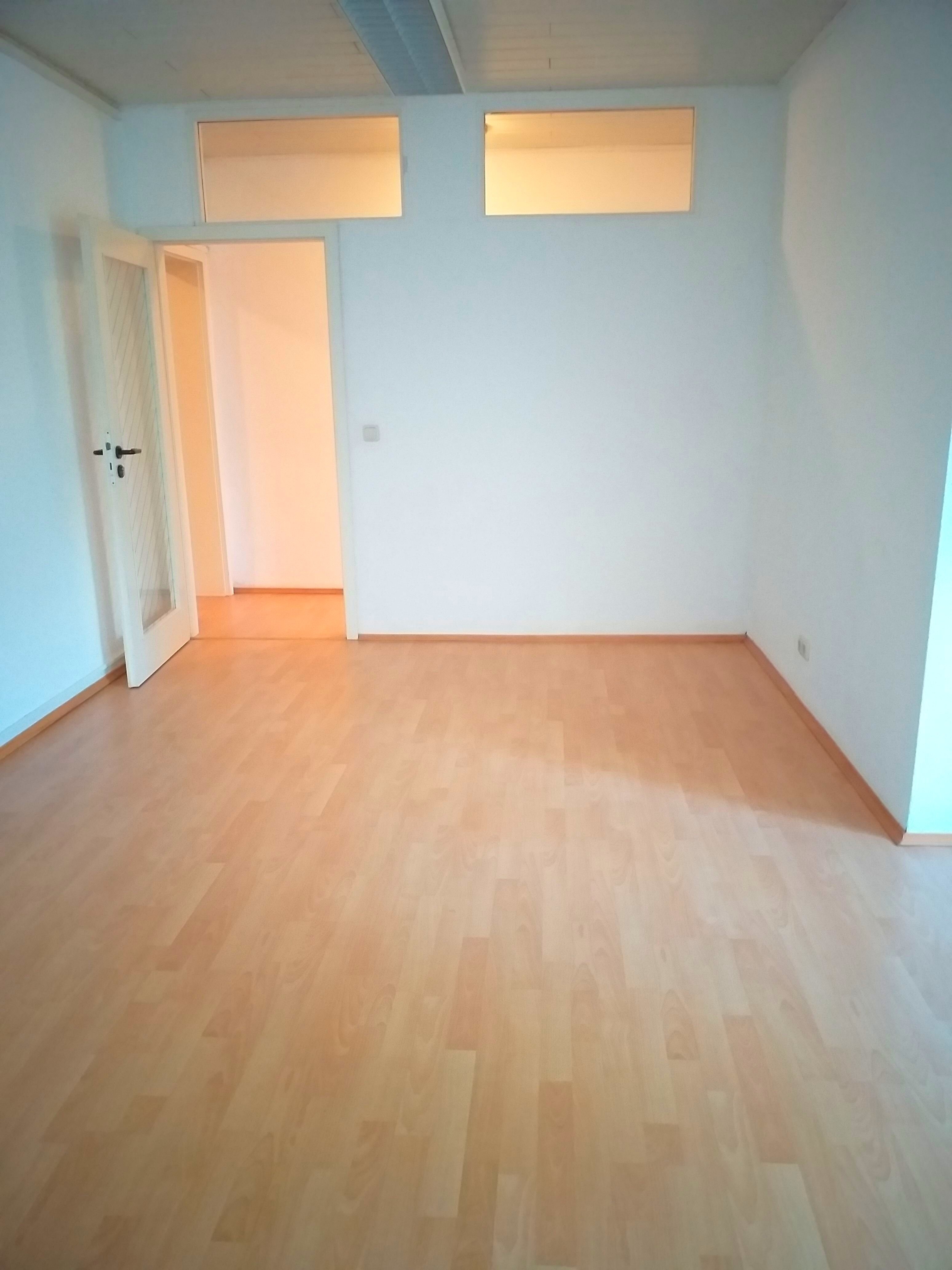 Bürofläche zur Miete provisionsfrei 390 € 2 Zimmer 37 m²<br/>Bürofläche von 37 m² bis 143 m²<br/>Teilbarkeit Hessenring 20 Büttelborn Büttelborn 64572