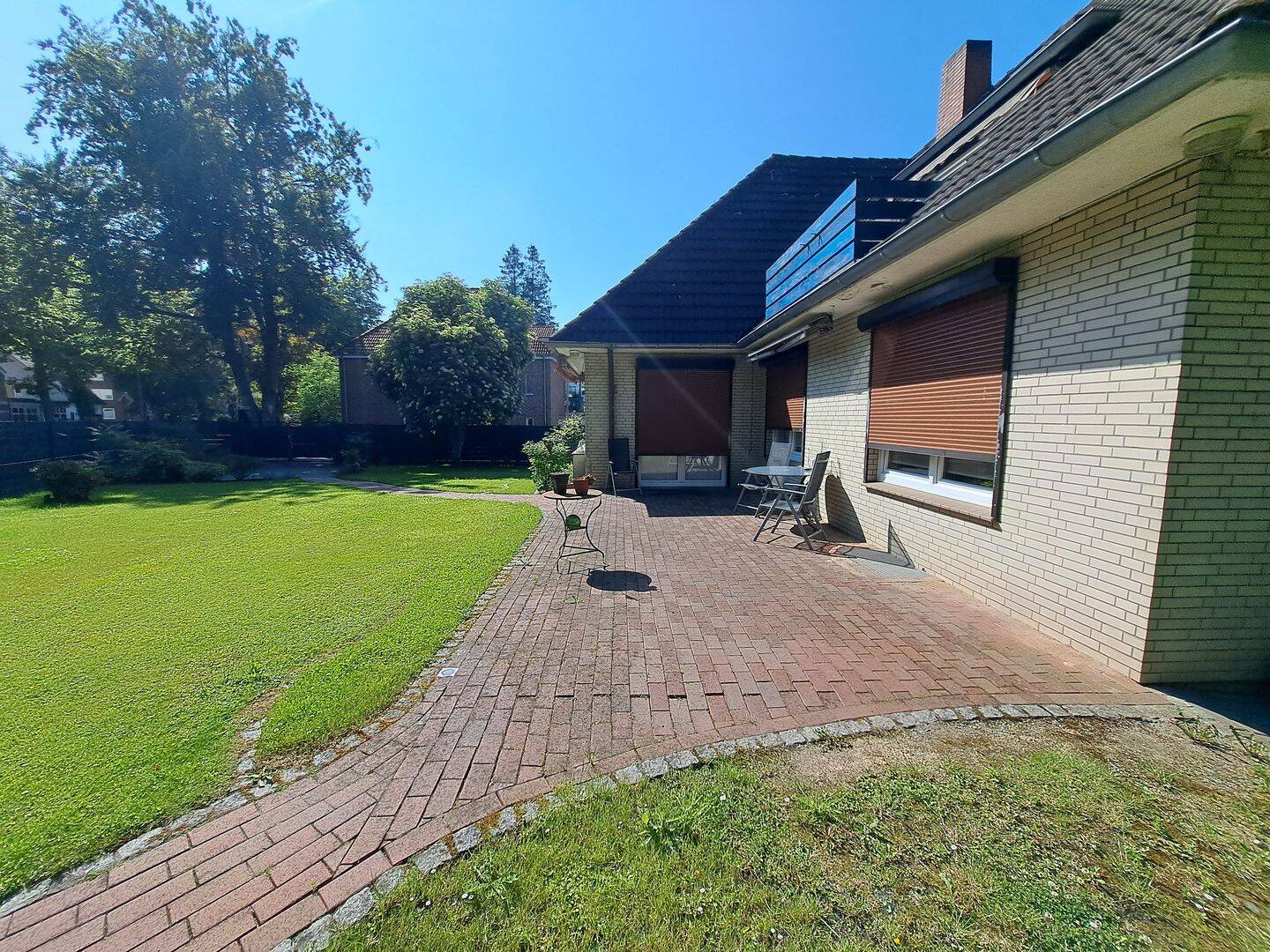 Property thumbnail 6