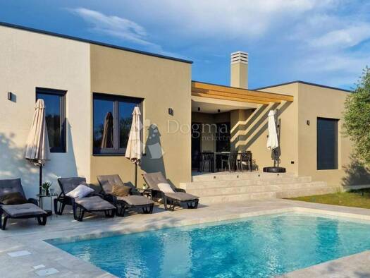 Haus zur Miete 2.800 € 5 Zimmer 152 m² Vodnjan