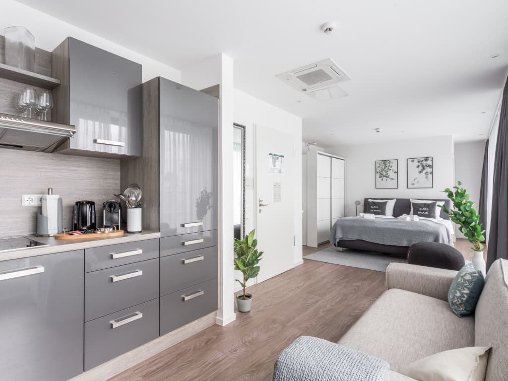 Wohnung zur Miete Wohnen auf Zeit 3.230 € 1 Zimmer 30 m²<br/>Wohnfläche 23.01.2025<br/>Verfügbarkeit Friesenplatz Neustadt - Nord Köln 50672