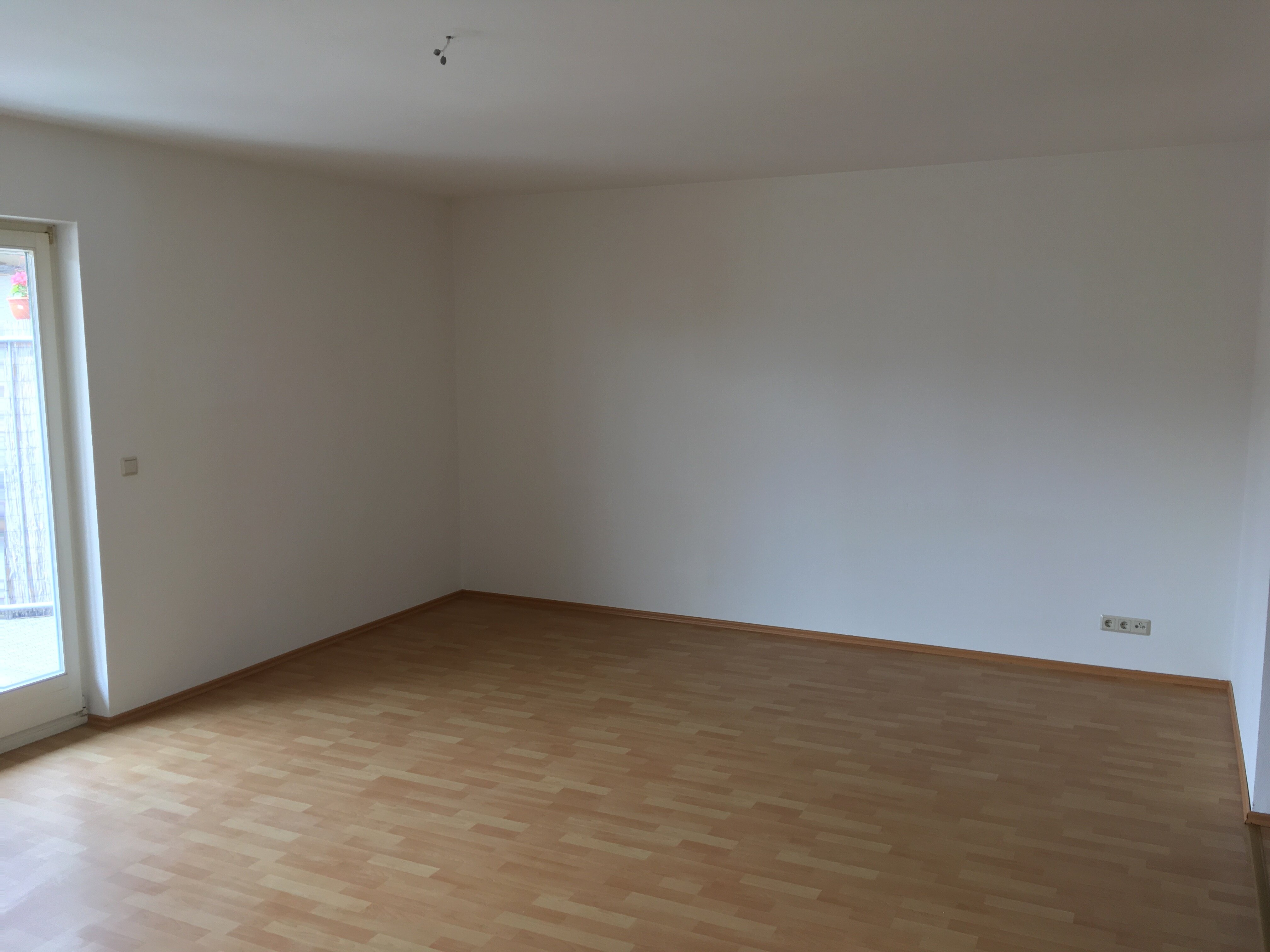 Wohnung zum Kauf provisionsfrei als Kapitalanlage geeignet 79.000 € 2 Zimmer 63 m²<br/>Wohnfläche Lindenrain 5 Stedtfeld Eisenach 99817