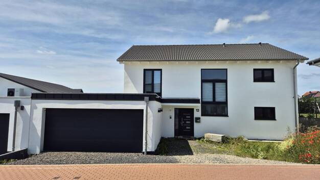 Einfamilienhaus zum Kauf provisionsfrei 690.000 € 6 Zimmer 240 m² 680 m² Grundstück Heinrich-Möller-Str. 13 Bad Salzschlirf 36364